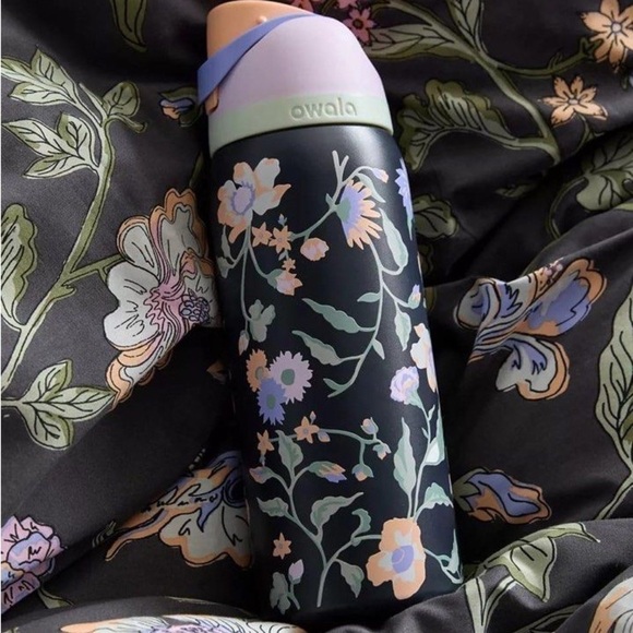 Owala Midnight Garden Urban Outfitters Exclusive Color 32oz - Picture 1 of 7